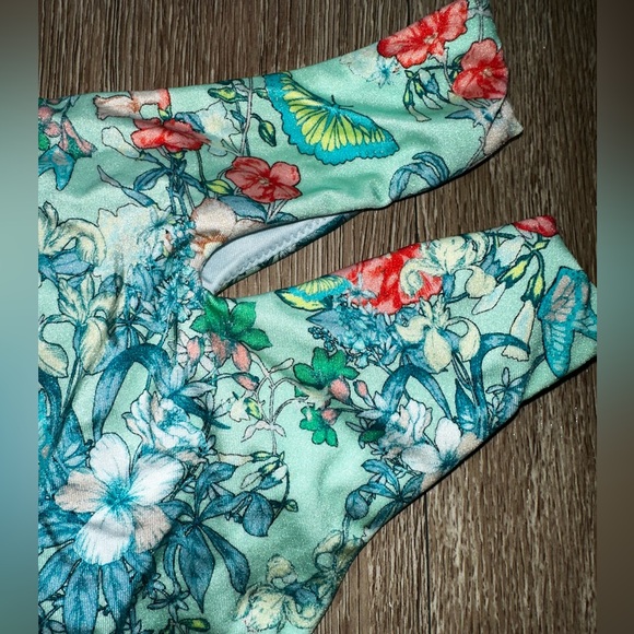 Victoria’s secret floral butterfly BOTTOMS only - Picture 14 of 16